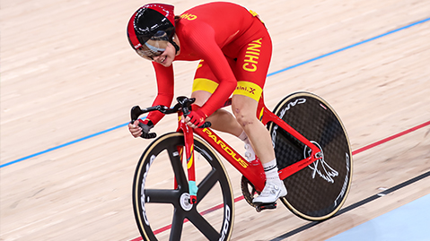 平博公司:室内健身器材滑翔机